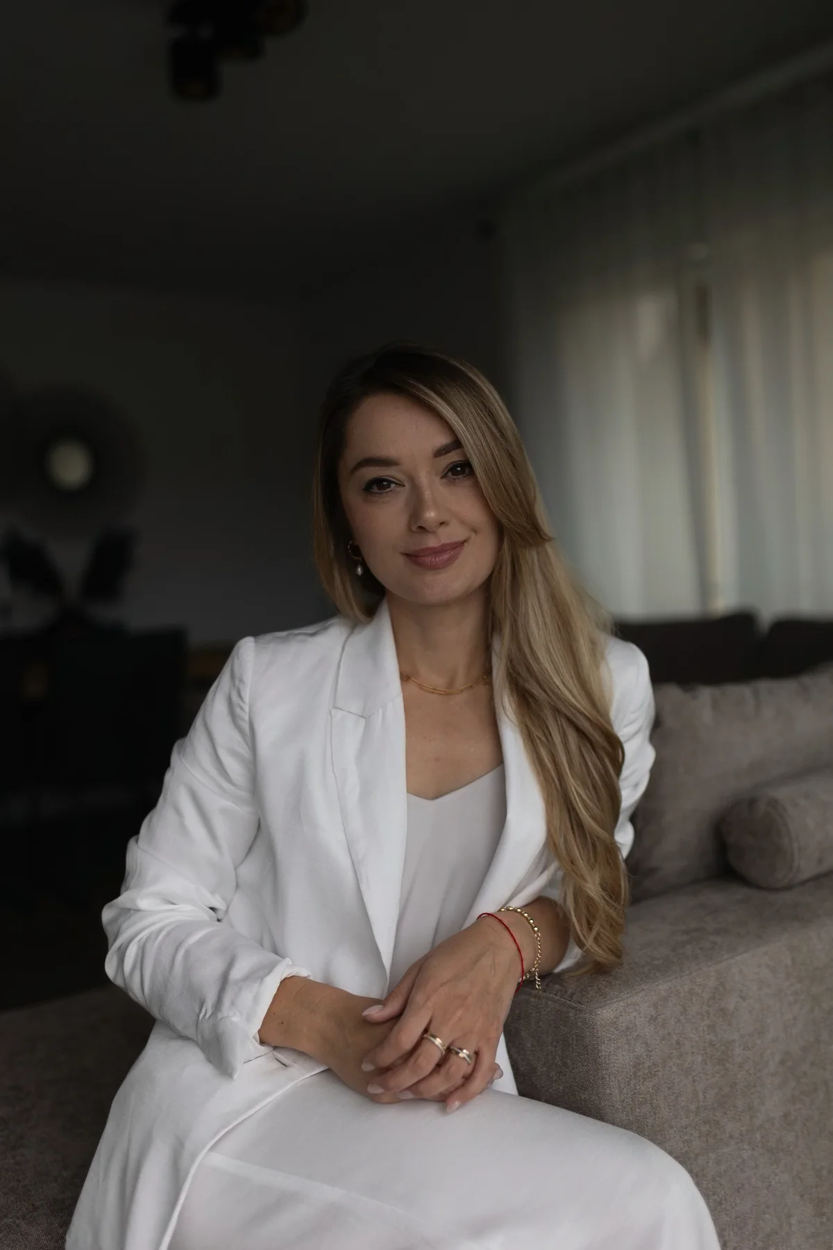 Natalie von Rosamina Beauty im Studio